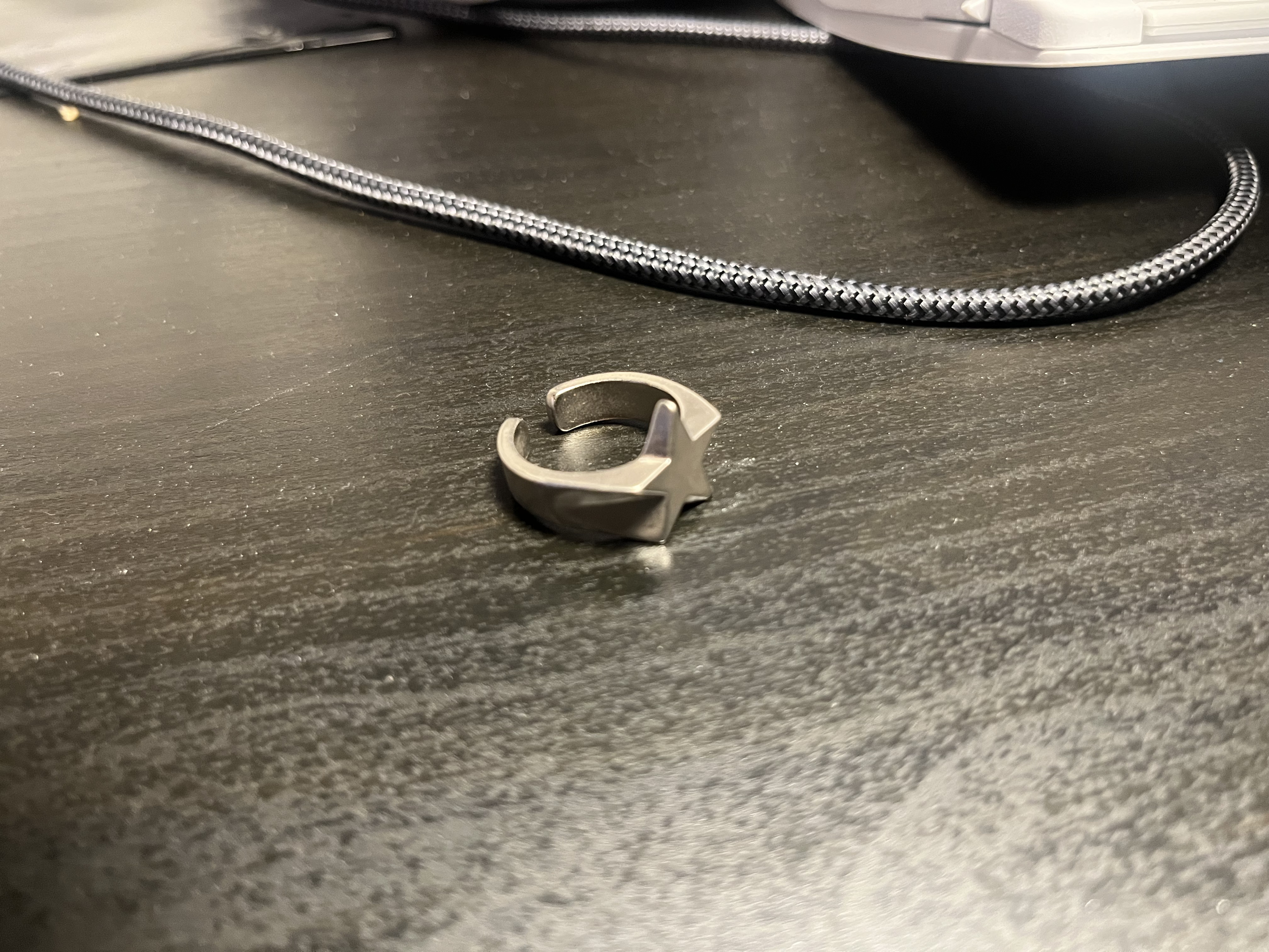 Detailed view of the ring.