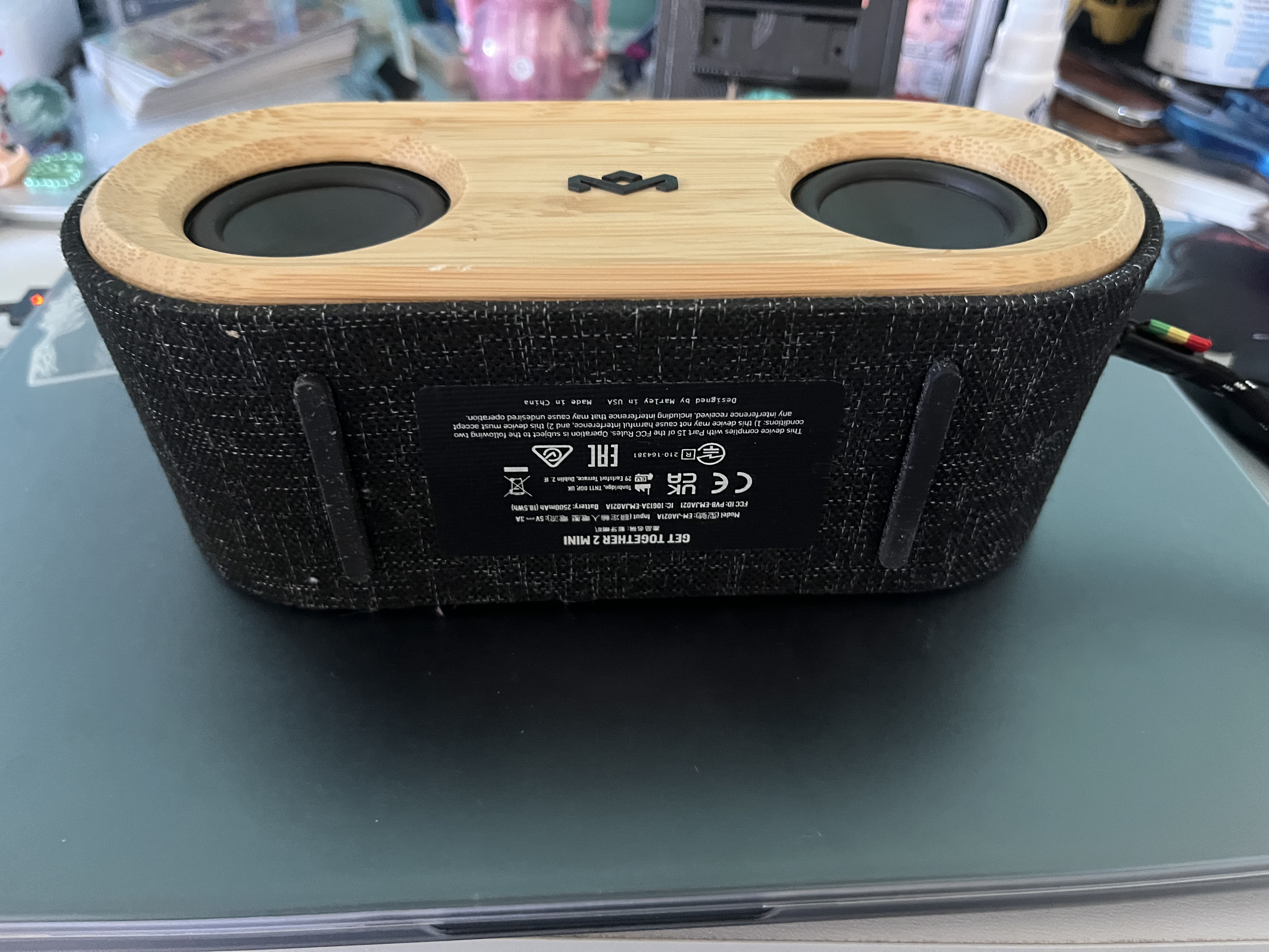 Display of the physical components of the soundbar313